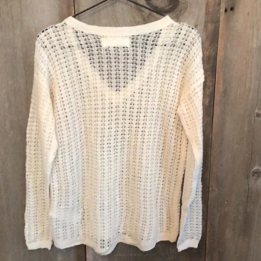 Abercrombie & Fitch Wool Open Weave V-neck Sweater in Ivory Cream Size Medium
